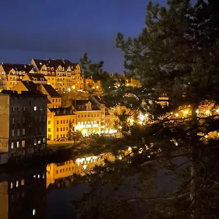 Meisterwerk Mit Balkon Zum Ufer Apartmán *